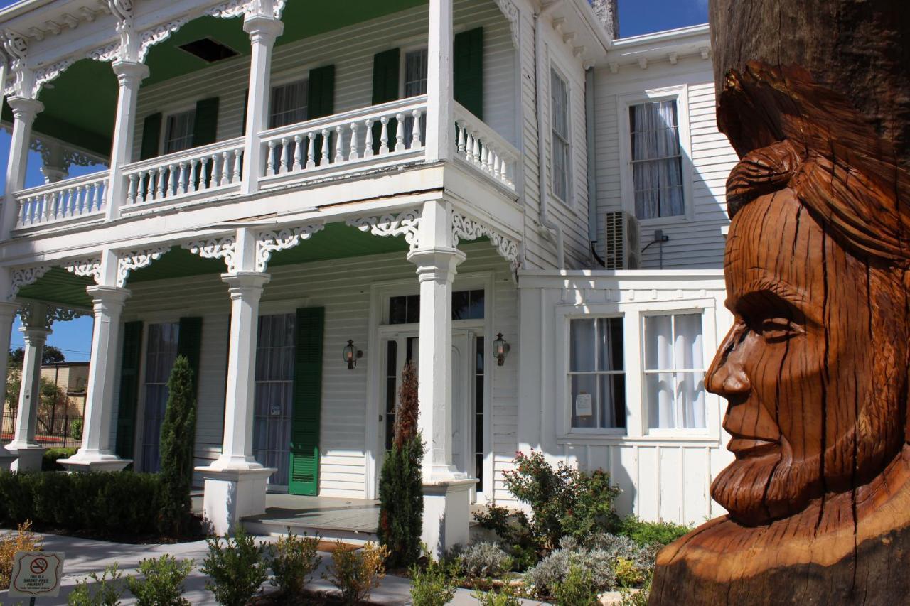 The George Manor Galveston Exterior foto